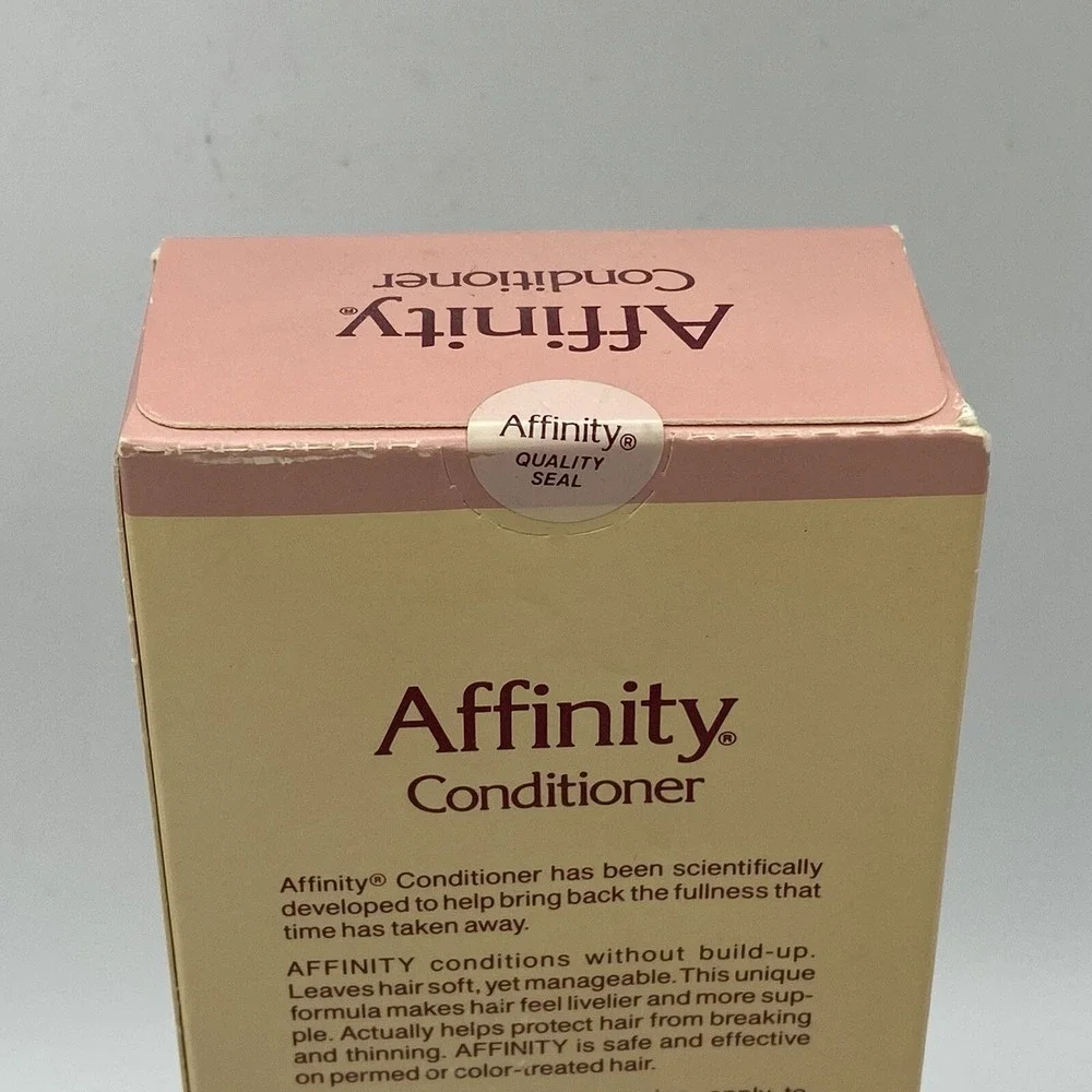 Affinity Conditioner Johnson &‎ Johnson 15 fl. oz. Vintage